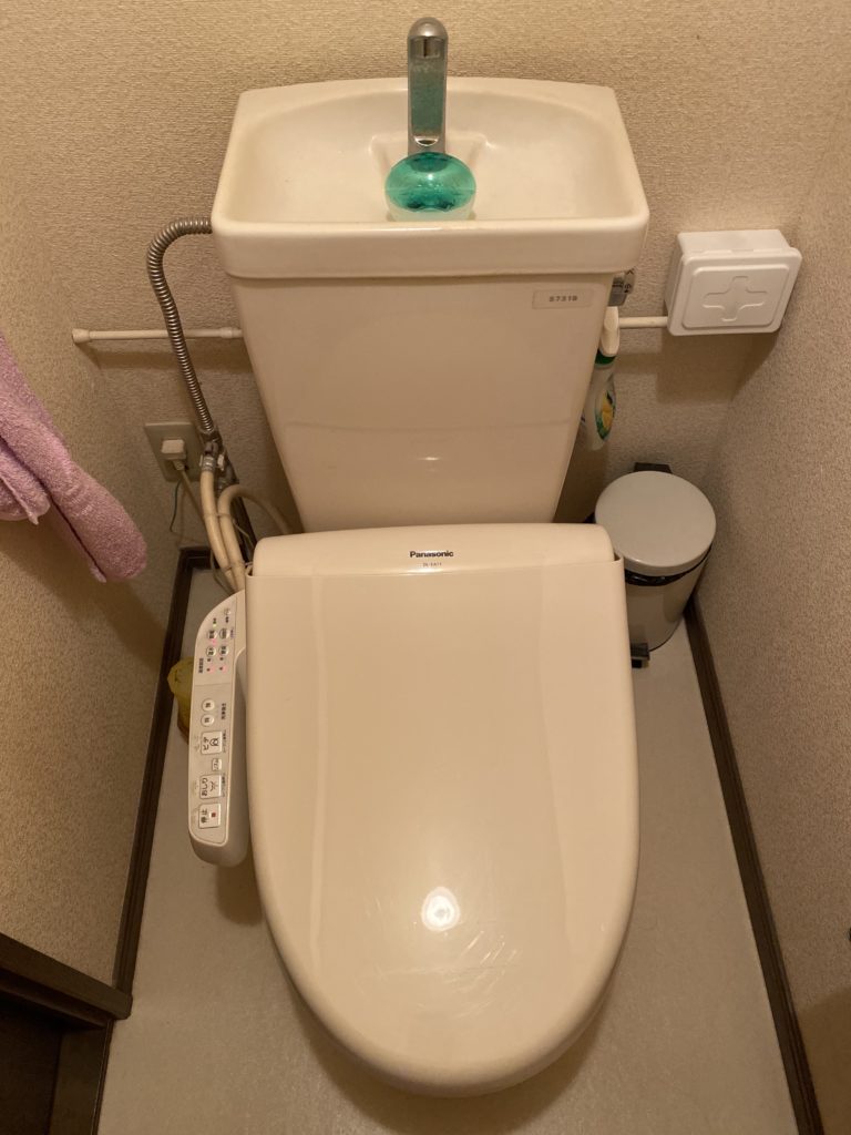 大崎市でトイレの水漏れ修理をしました。