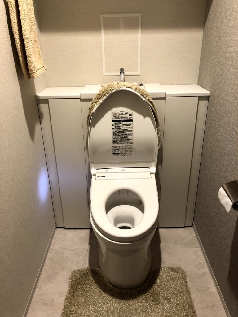 名取市でトイレつまりトラブルを解決しました。